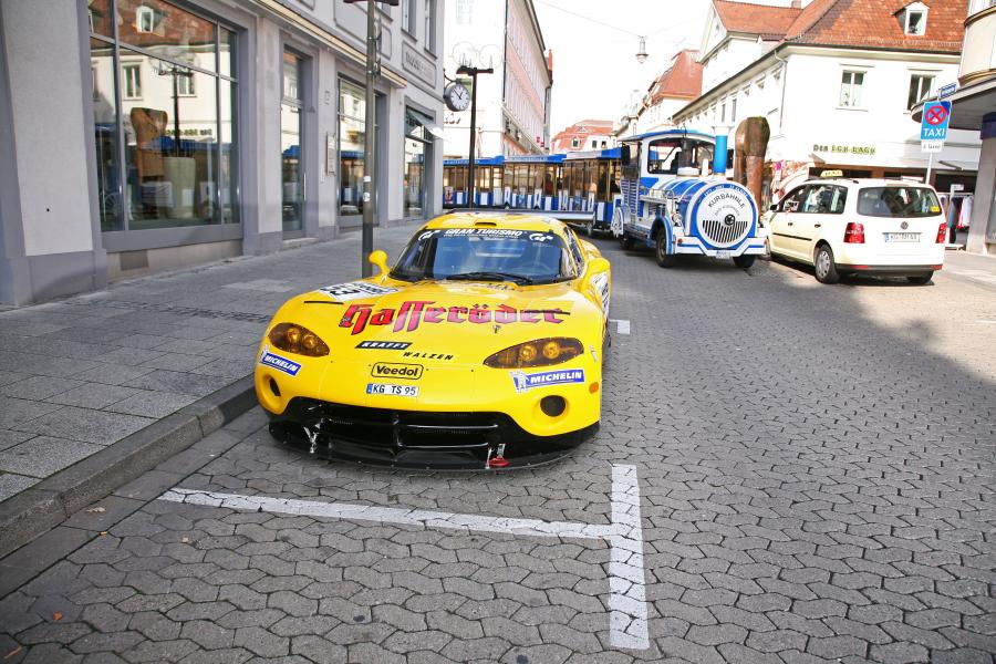  Dodge Viper GTS-R Street Version by Zakspeed 1999 года  (фото 9 из 14)